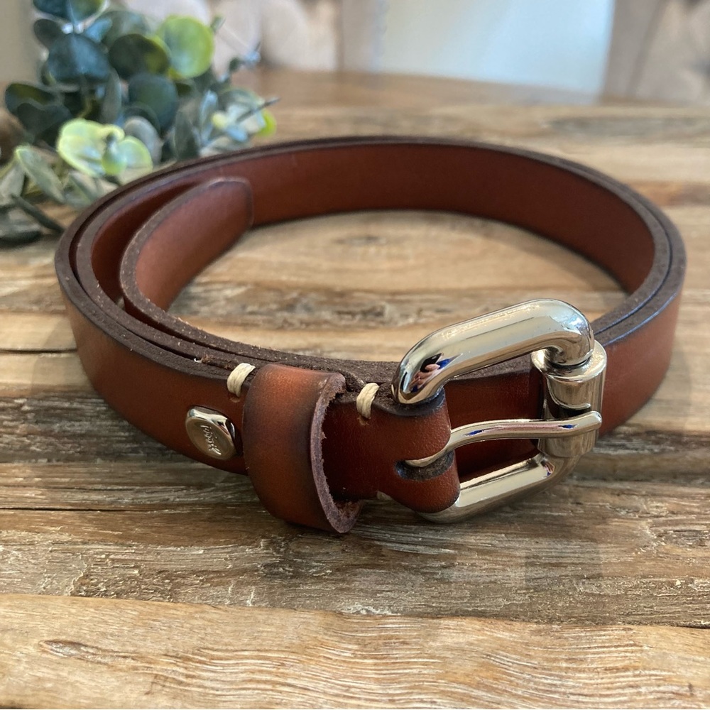 FOSSIL WOMEN’S BROWN LEATHER BELT SIZE LARGE